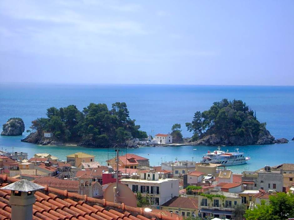 Studios Spiros Parga