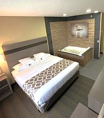 King Studio Suite - Non-Smoking