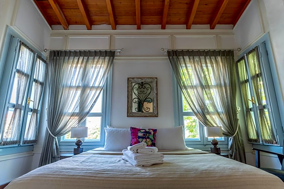 Alaçatı Taş Otel