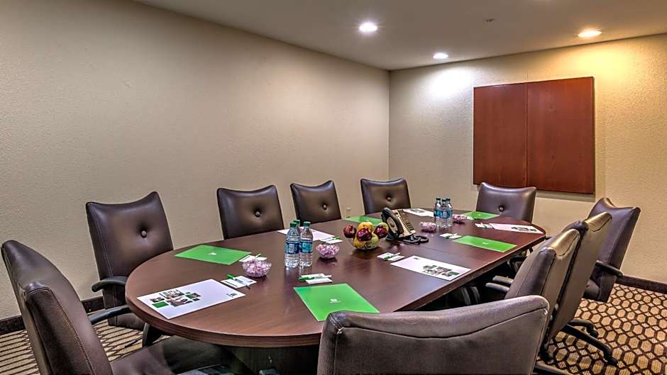 Holiday Inn North Quail Springs By IHG