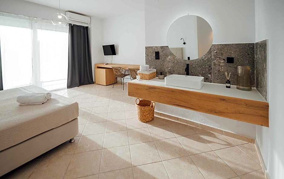 Thirsty Dog Urban Port Studios