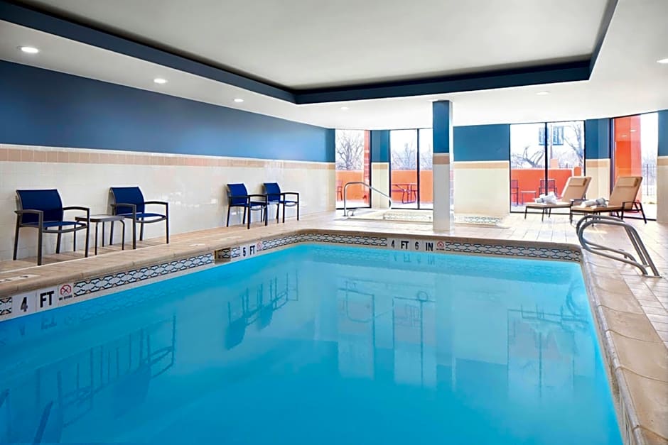 Courtyard by Marriott Farmington