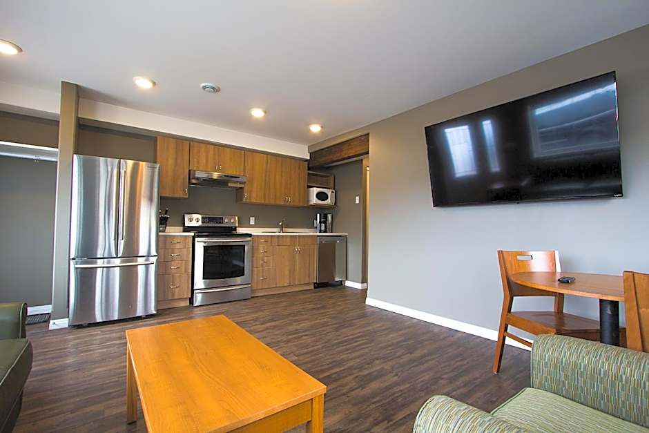 Howey Bay Motel