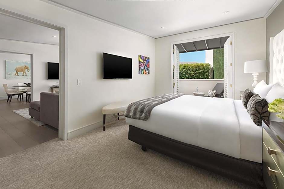 Mosaic Hotel