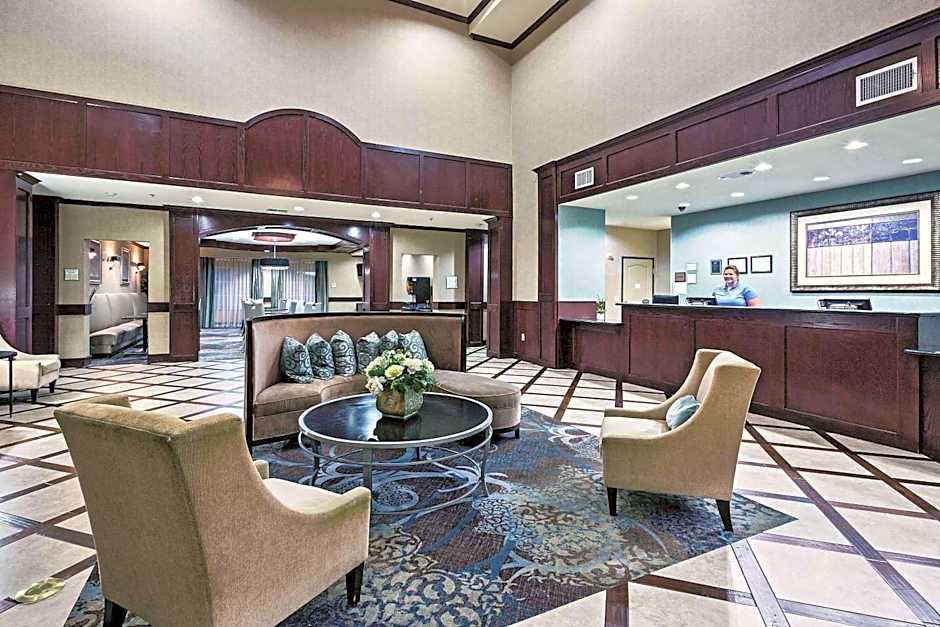 La Quinta Inn & Suites by Wyndham DFW Airport West - Euless