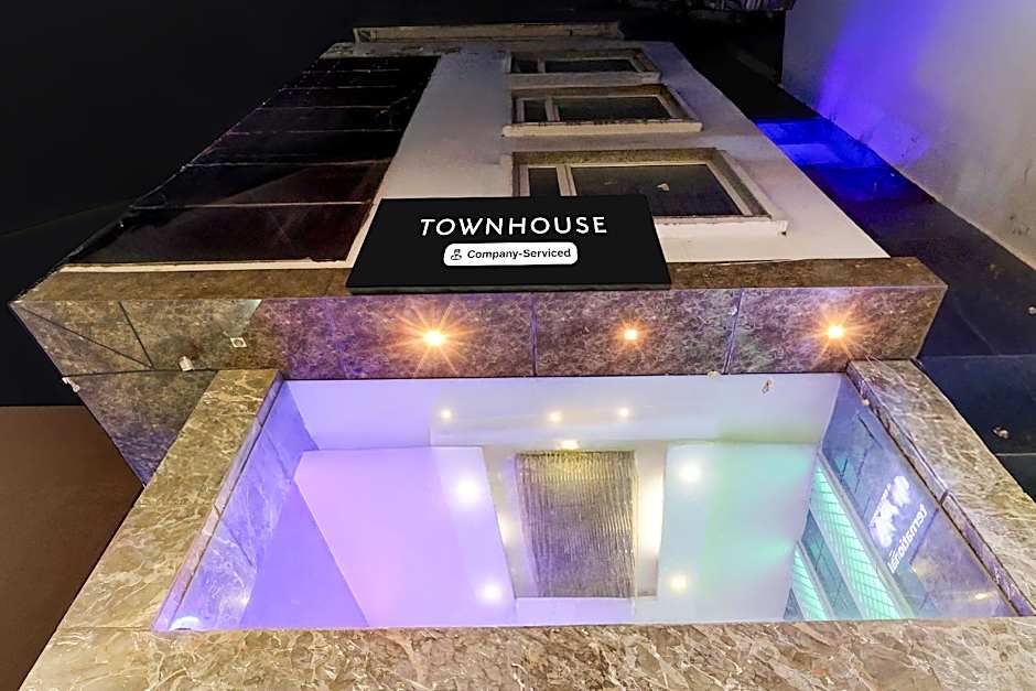 Super Townhouse Oak New Delhi Central Railway Junction Formerly Uppal International