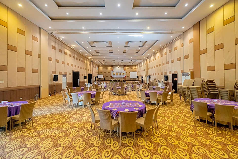 RedDoorz Premium @ Jalan Veteran Bojonegoro