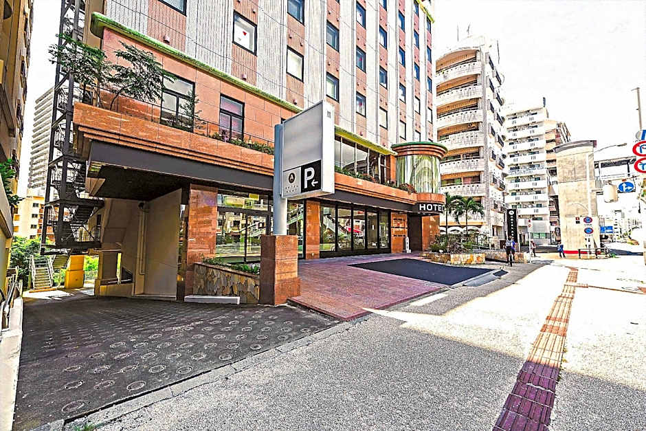 Hotel Azat Naha
