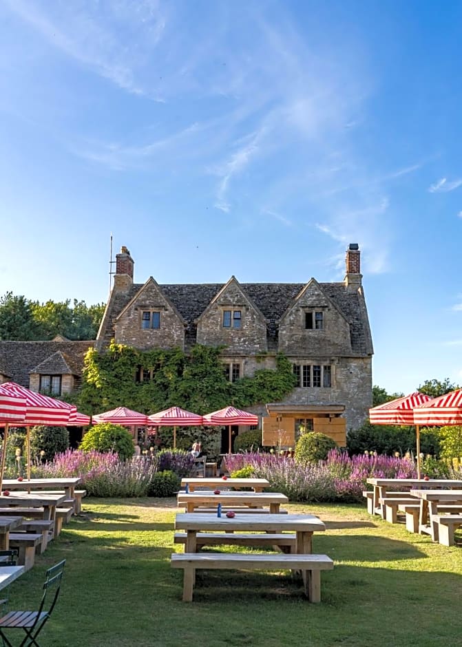 The Double Red Duke, Cotswolds