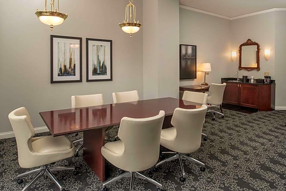 Embassy Suites by Hilton Portland-Downtown