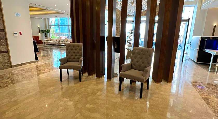 Gloria Hotel & Suites