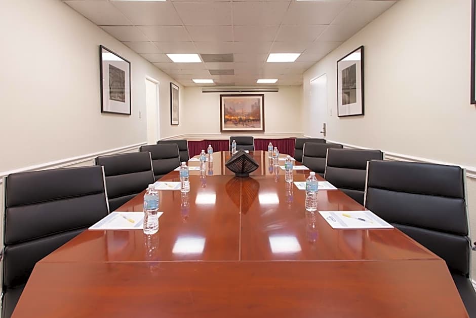 Days Inn by Wyndham Washington DC/Connecticut Avenue