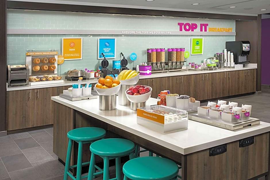 Tru by Hilton Charleston Ashley Phosphate, SC