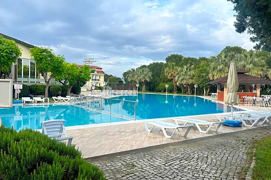 Lycus River Thermal Hotel