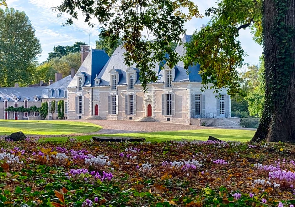 Chateau des Grotteaux Près Chambord