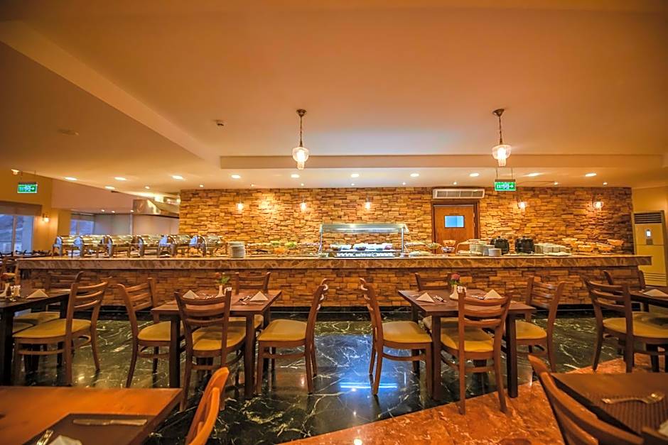 Blumar El Dome Hotel