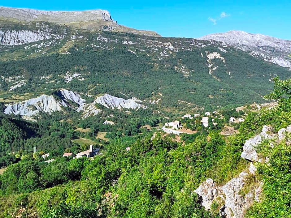 La Peyregoune, logement en pleine nature et table d'hôtes