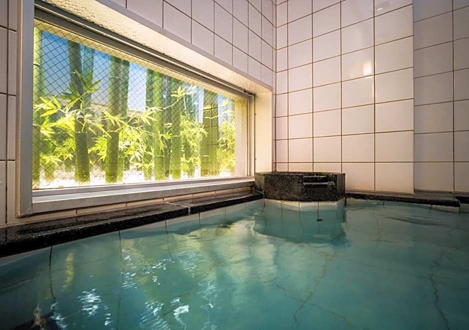 Super Hotel Yokkaichi Route 1