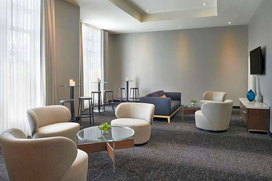 Residence Inn by Marriott Calgary Airport