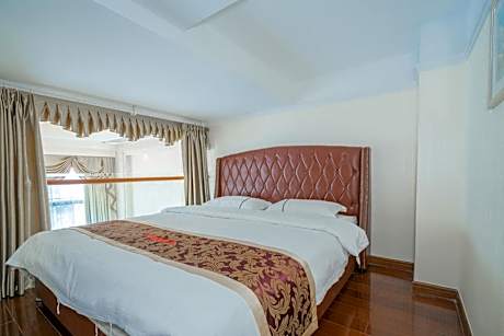 Superior Duplex Two-Bedroom Suite