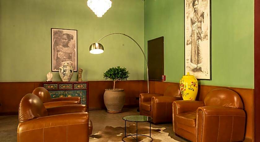 Lao Poet Hotel