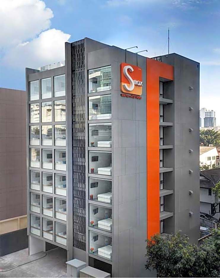 Photo 1 of 50 of S Box Sukhumvit Hotel