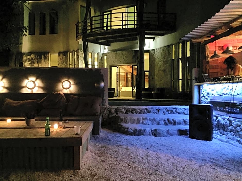 Harmony Glamping Boutique Hotel and Yoga
