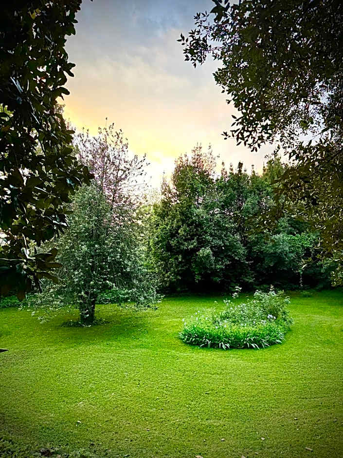 Villa La Dogana B&B di Charme - Historic Villa with a beautiful garden - private parking