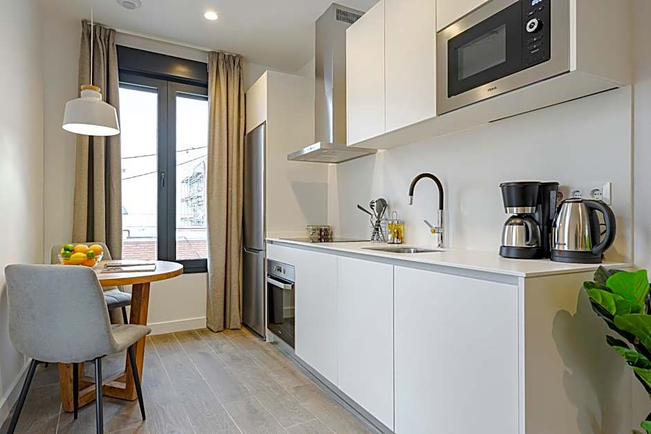 Feelathome Castilla Apartments