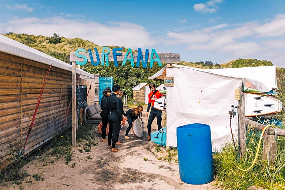 Surfana Vlieland Surf Host en Bed & Breakfast