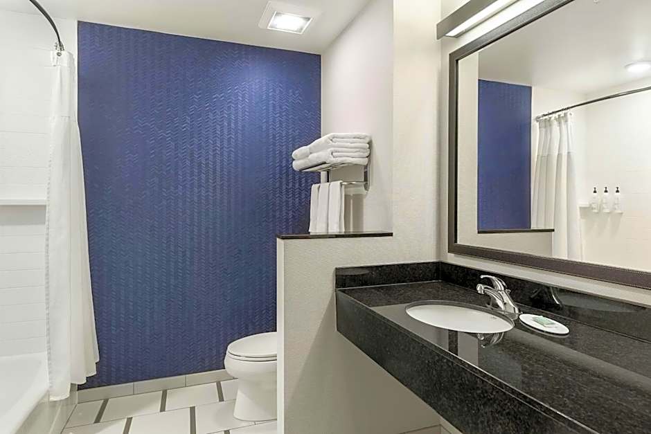 Fairfield Inn & Suites by Marriott St. Paul Northeast