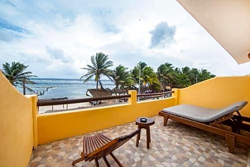 MahaSand Suites