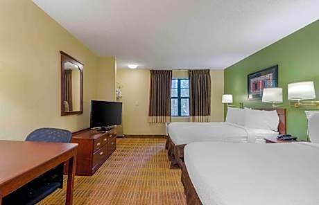 Studio with 2 Double Beds - Non-Smoking