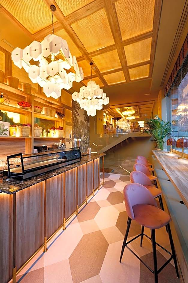 Barcelo Oviedo Cervantes