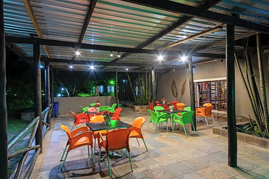 Emdoneni Lodge