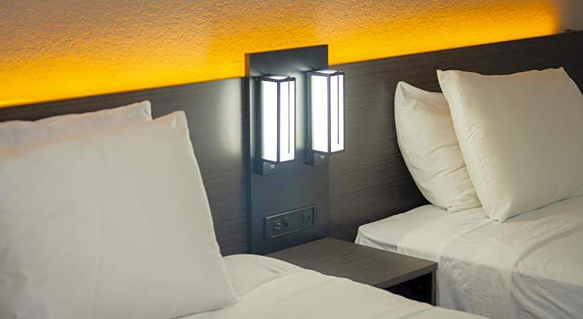 Studio 6 Extended Stay - West Palm Beach, FL