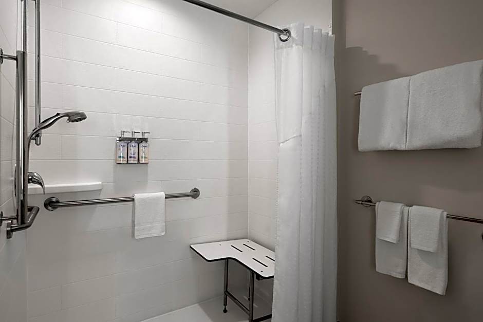 Holiday Inn Express & Suites West Memphis By IHG