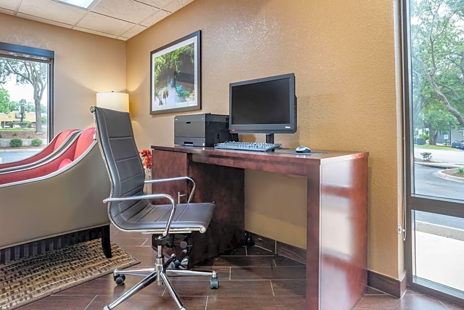 Comfort Suites Tallahassee Downtown
