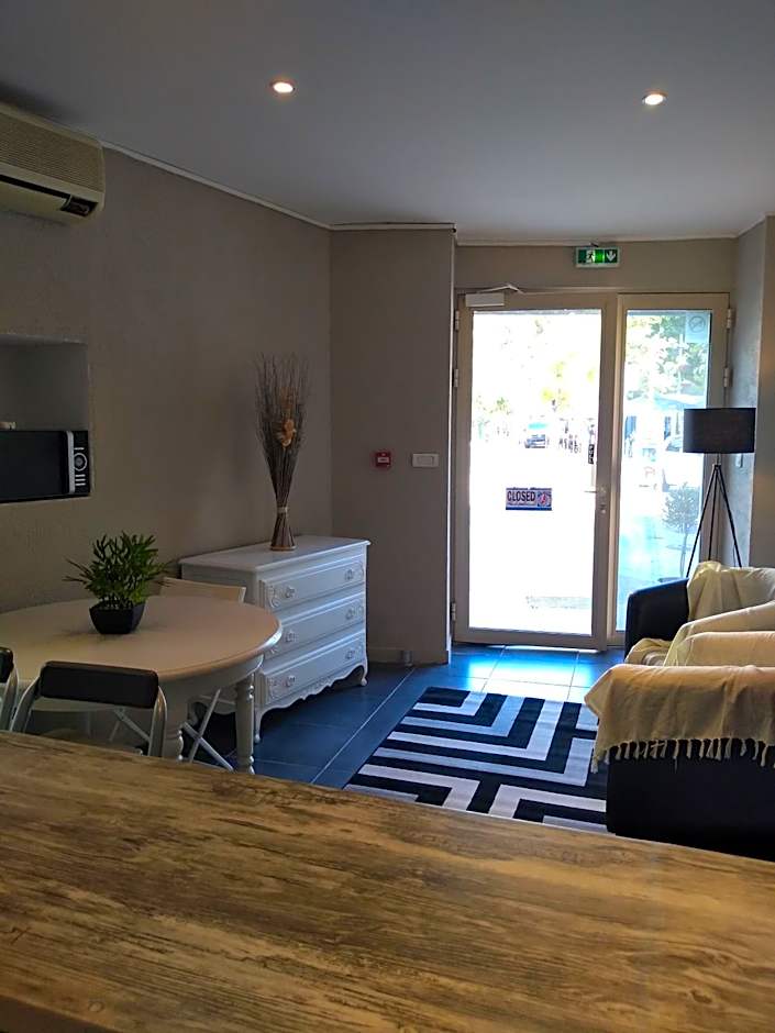 Hotel renaissance martigues