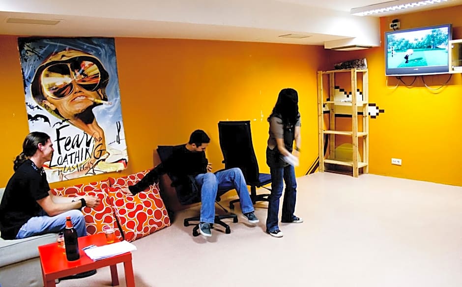 Be Dream Hostel