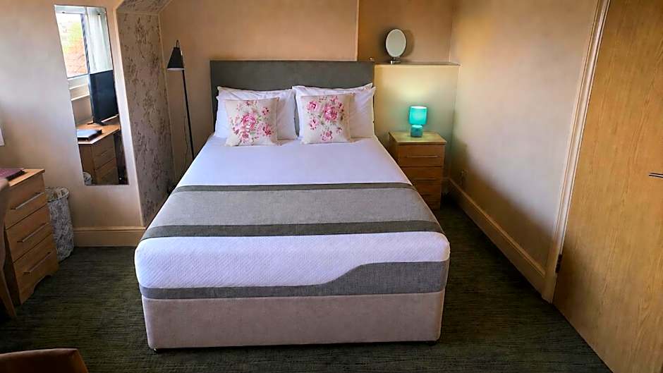 SmartsWay Hotel & Wellness