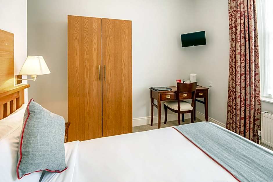 OYO Flagship The Regency