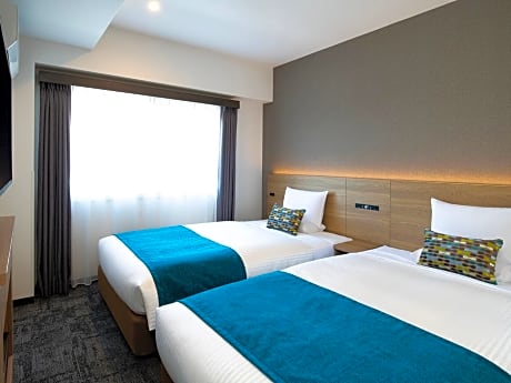 Superior Twin Room - Non Smoking - House Keeping is Optional with Additional Cost