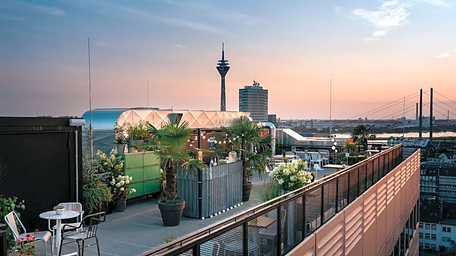 Ruby Luna Hotel Dusseldorf by IHG