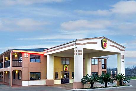 Super 8 by Wyndham San Antonio/Riverwalk Area