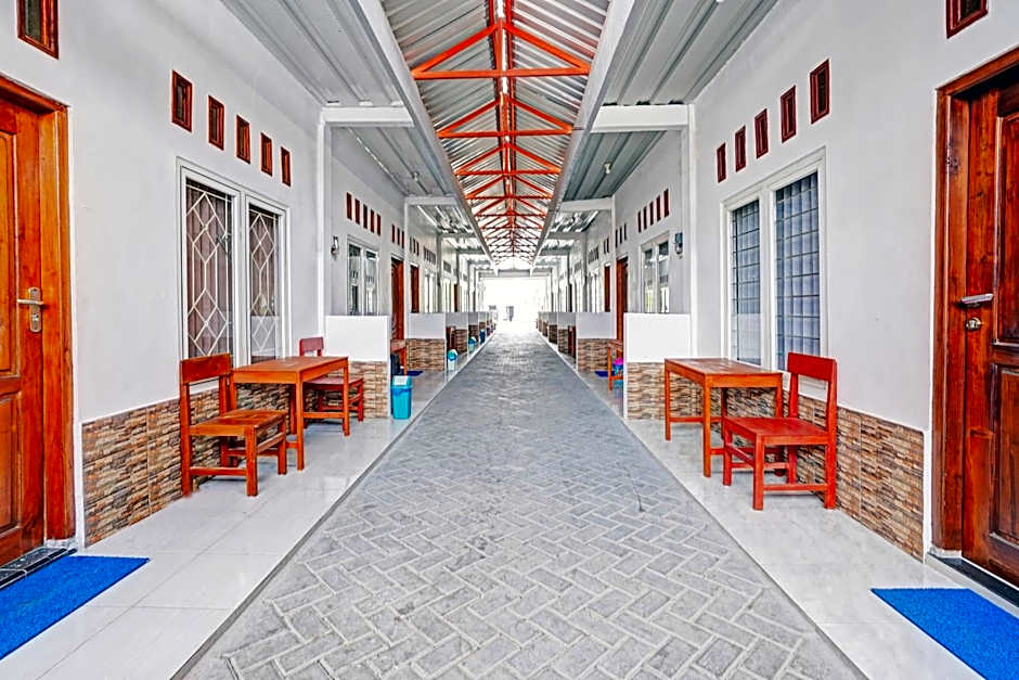 OYO Life 90678 Omah Kulo Guest House