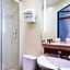 ibis Styles Rouen Val De Reuil