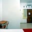OYO Life 91670 Mannsur Homestay Syariah