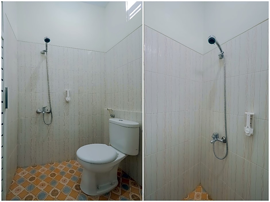 OYO 90045 Annafi Apartel