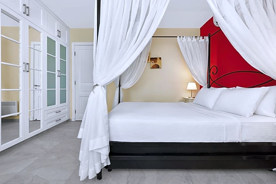 Panda Alacati Hotel